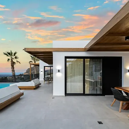 Sunset Escape Luxury In Hersonissos By Temma