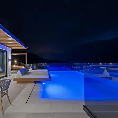 别墅 Sunset Escape Luxury In Hersonissos By Temma Agriana